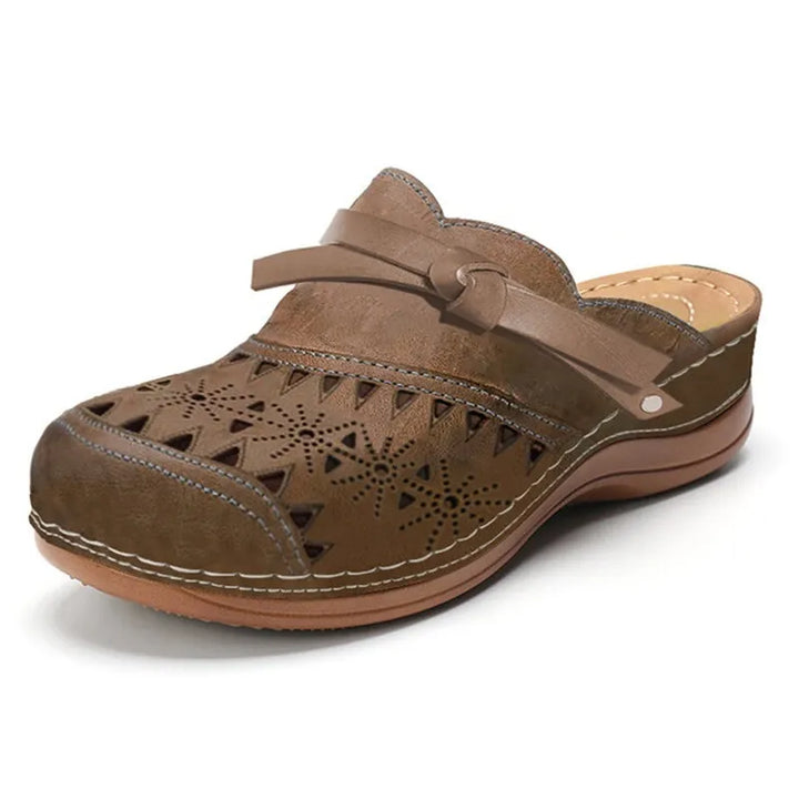 Emma - Breathable Cut-Out Summer Clogs